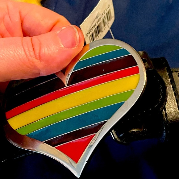 HEART SHAPED RAINBOW BELT NWT ❤️🌈 LGBTQ - Picture 2 of 13